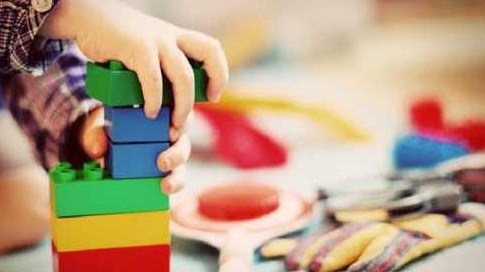 Nidi, fondi regionali per 11 comuni Novaresi per ampliare orari servizi