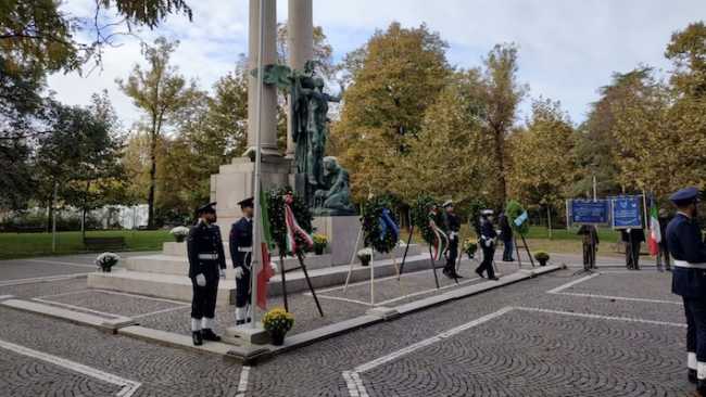 4 nov 1
