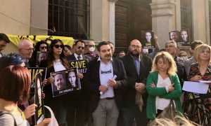 Amnesty sit in