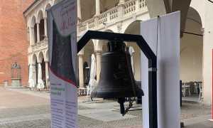 Campana per la pace