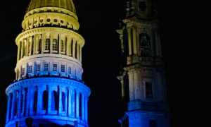 Cupola gialla e blu