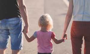 Famiglia genitori bambino