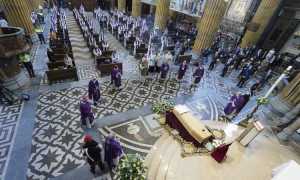 Funerale corti