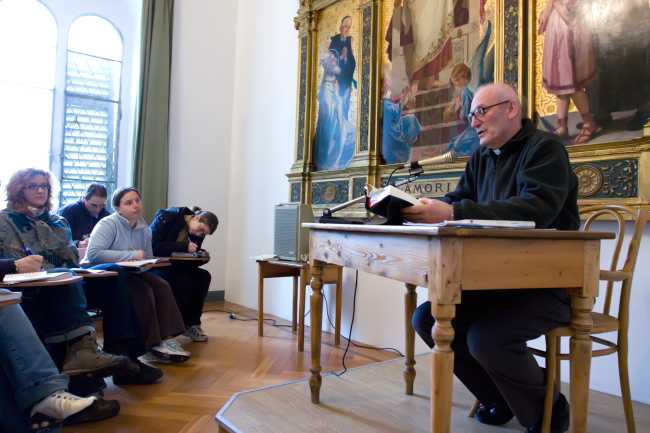 Padre Mario Airoldi