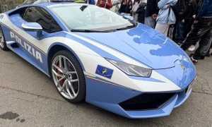 Polizia auto lamborghini