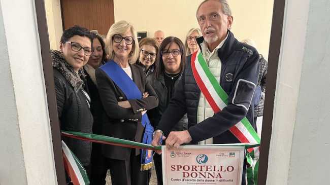 Sportello Donna 3