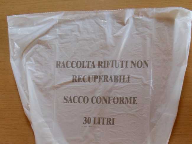 Varallo Pombia sacco conforme