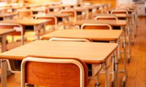 aula scuola banchi 3