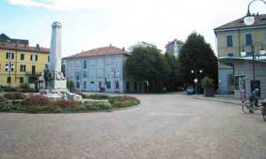 borgomanero piazzale stazione