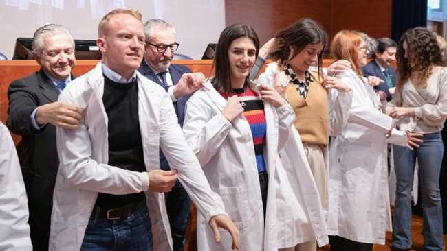 camice boianco cerimnia upo