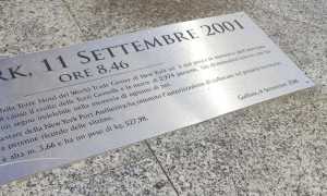 galliate monumento torri gemelle