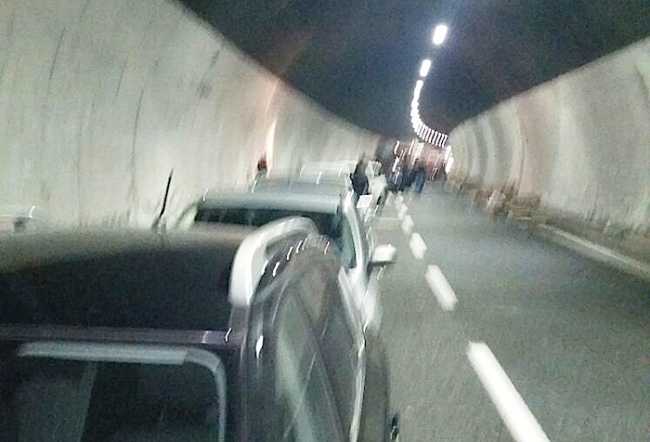 incidente galleria autostrada