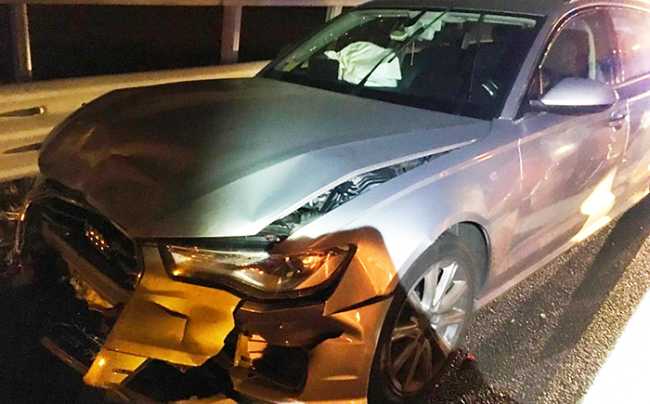 incidente tamponamento cofano autostrada 21 10