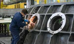 lavorare fabbrica