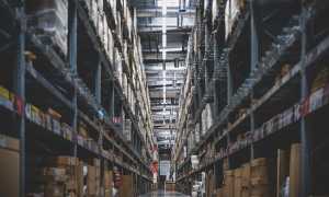 magazzino lavoro scatole amazon