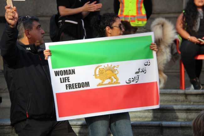 manifestazione per donne.iran