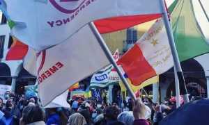 manifestazione pace novara