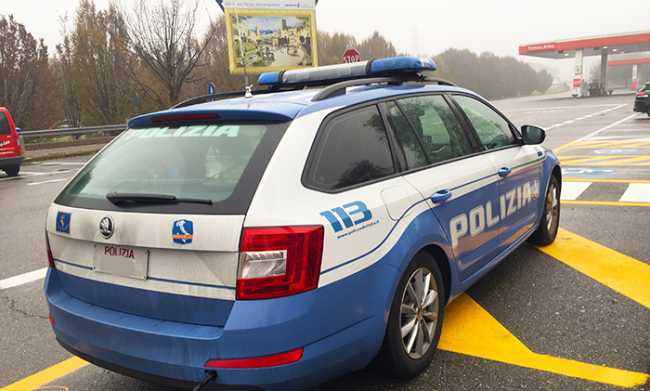 polizia autogrill autostrada