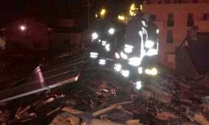 tetto incendio novara