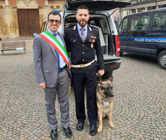 Trecate: è operativa l'unità cinofila della polizia locale