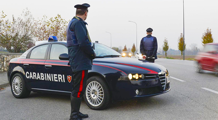  Fermato dai Carabinieri si innervosisce, aveva 5 dosi di cocaina in tasca. A casa trovati altri 160 grammi. Arrestato