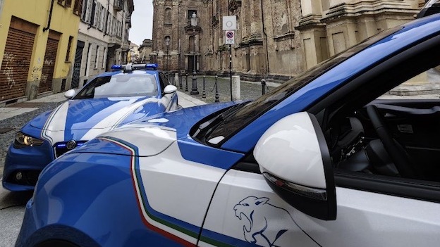 polizia novara auto basilica