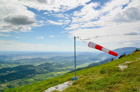 Meteo: nelle prossime ore previsto vento di foehn
