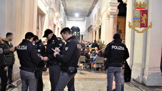 controlli questura