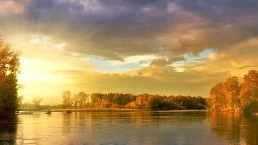 tramonto fiume