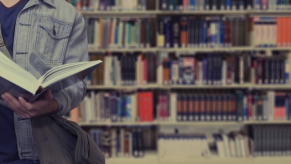 studente libro