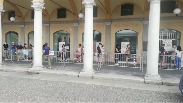 novara coda borsa