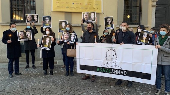 sit in ahmad 1