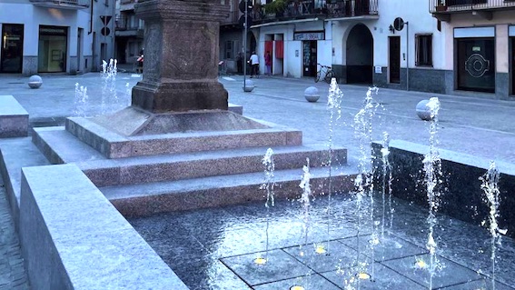 cameri fontana 1