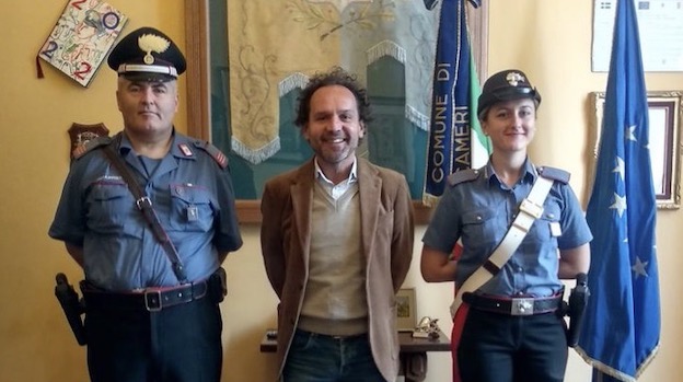 cameri carabiniere donna