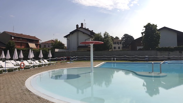 piscina galliate