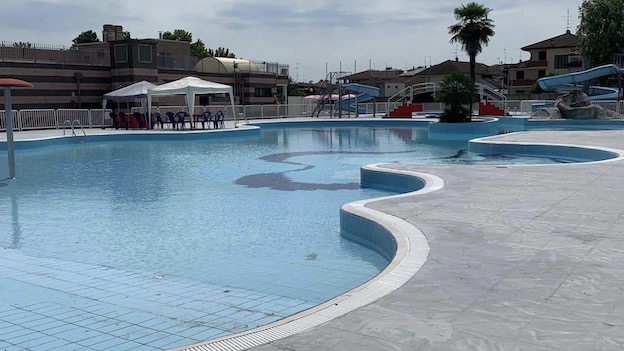 trecate piscina