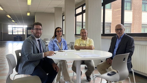 conferenza liceo antonelli