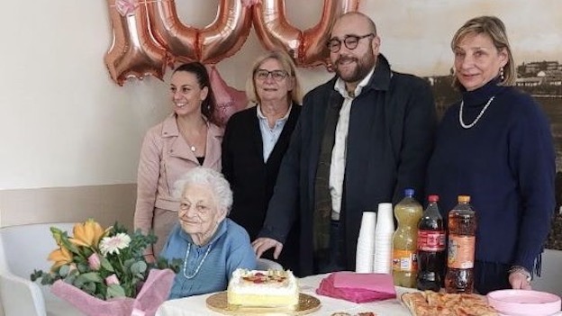 100 signora alice 25