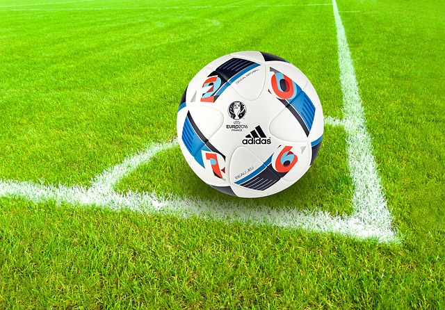 calcio pallone corner