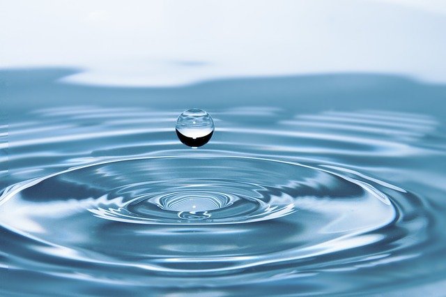Acqua goccia