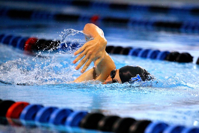 nuoto piscina
