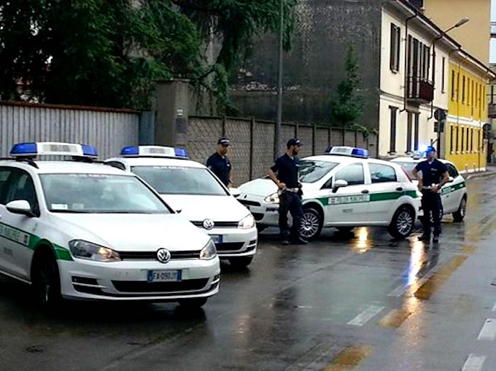 Trecate: controlli residenze