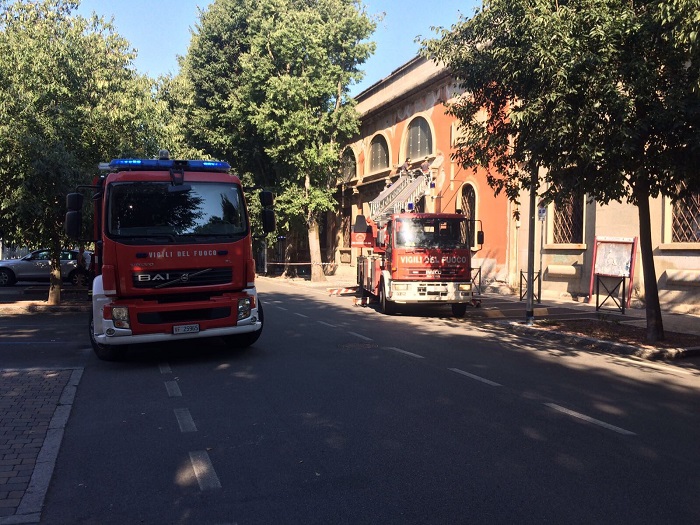Novara: tempestivo intervento dei Vigili del Fuoco presso il vecchio stadio