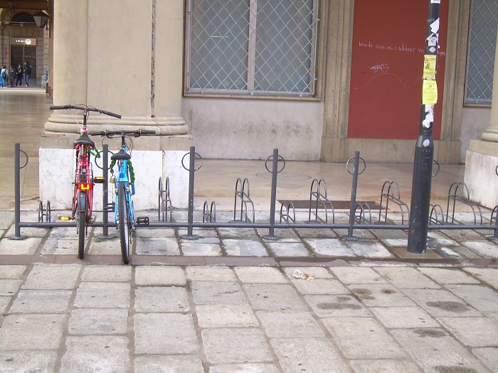 Intervento del sindaco Canelli sullo sgombero delle biciclette dall'area stazione  