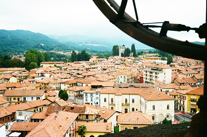 Ad Invorio abbonamento annuale nelle aree a disco orario 