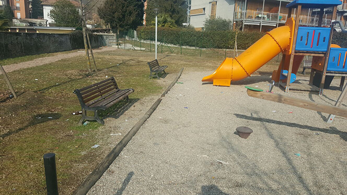 Parco S. Luigi: scarichi e immondizia